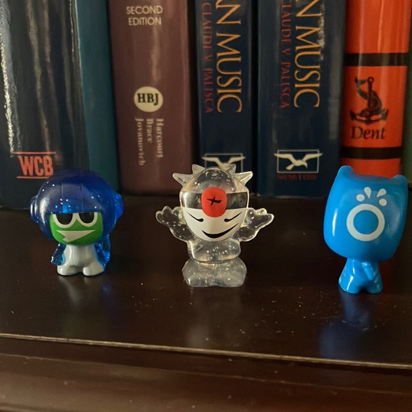 Trio of Gogo Crazy Bones Series 2 Evolution Figures - Picture 1 of 5